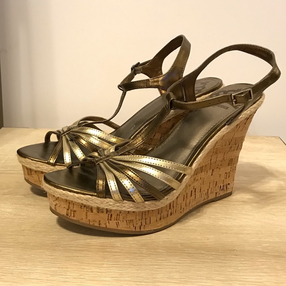 Women’s Wedge Sandals Size 8.5 Fergalicious